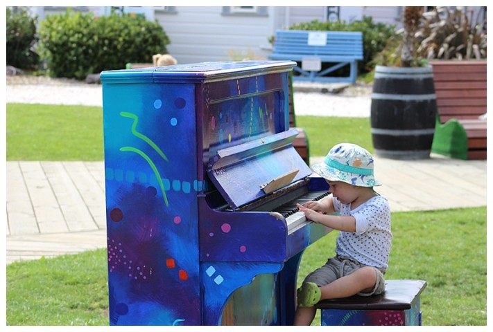 The world's youngest piano player?