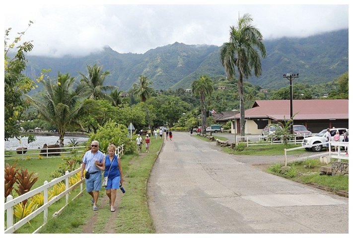 The main road, most of the island one has to use 4-wheel drive though.